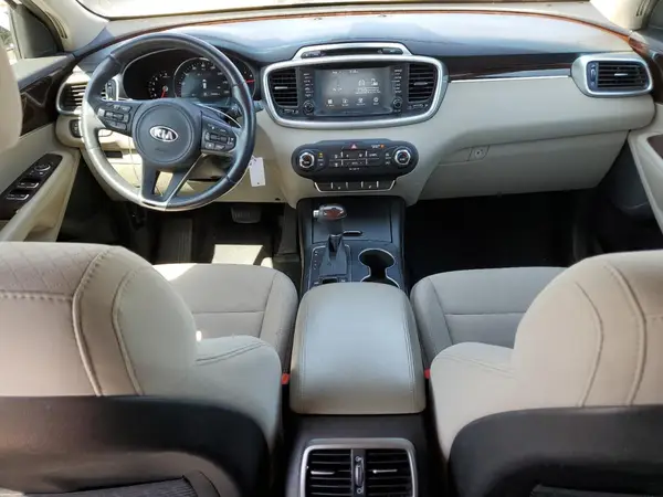5XYPG4A50JG356830 2018 KIA SORENTO - Image 8