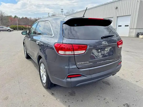 5XYPG4A50JG362191 2018 KIA SORENTO - Image 2