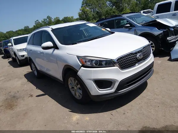 5XYPG4A50JG383347 2018 KIA SORENTO - Image 1