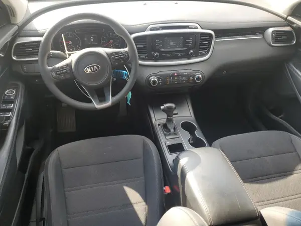 5XYPG4A50JG387849 2018 KIA SORENTO - Image 8