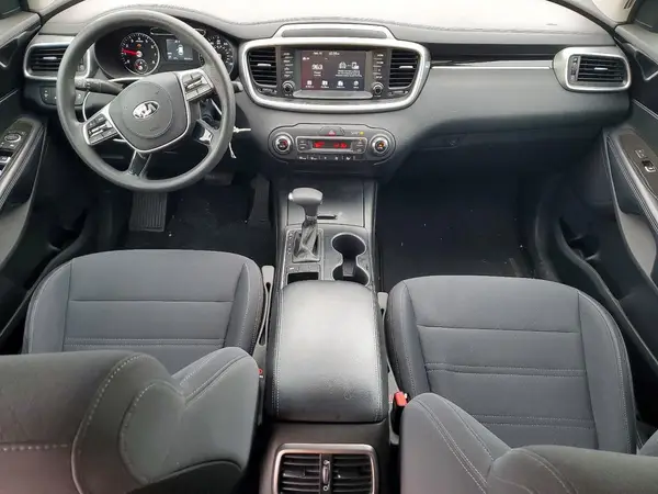5XYPG4A50KG436081 2019 KIA SORENTO - Image 8