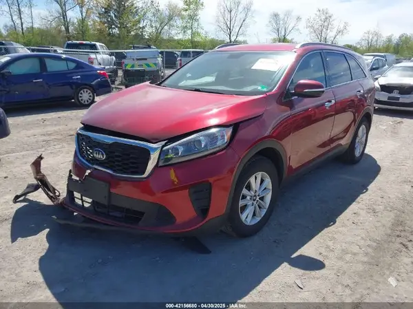 5XYPG4A50KG470876 2019 KIA SORENTO - Image 2