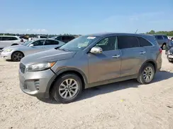 5XYPG4A50KG480839 2019 KIA SORENTO