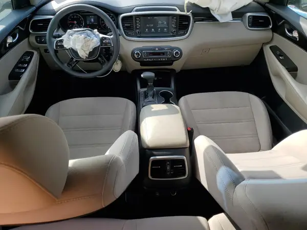 5XYPG4A50KG483756 2019 KIA SORENTO - Image 8