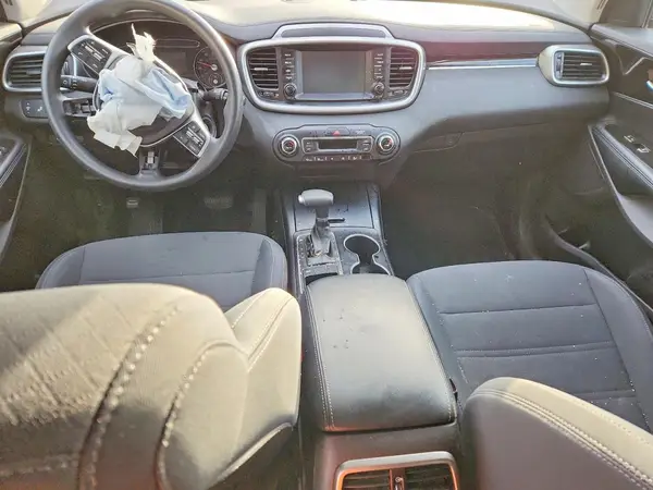 5XYPG4A50KG489816 2019 KIA SORENTO - Image 8