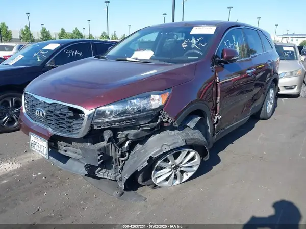 5XYPG4A50KG492618 2019 KIA SORENTO - Image 2