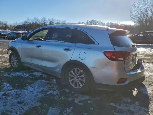 5XYPG4A50KG497091 2019 KIA SORENTO - Image 2