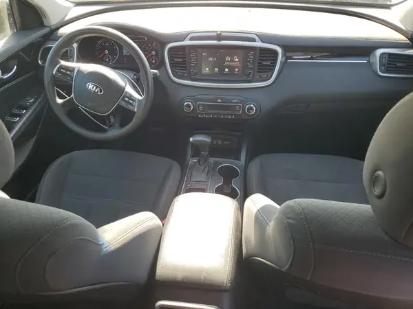 5XYPG4A50KG531188 2019 KIA SORENTO - Image 8