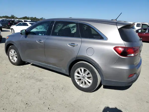 5XYPG4A50KG553482 2019 KIA SORENTO - Image 2