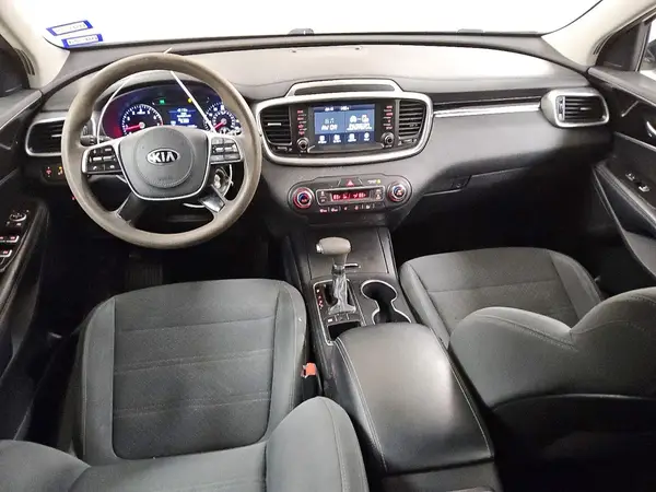 5XYPG4A50KG554938 2019 KIA SORENTO - Image 8