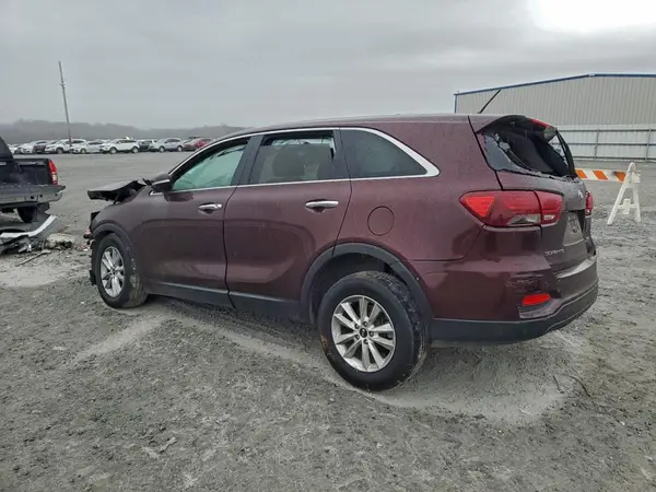5XYPG4A50KG558309 2019 KIA SORENTO - Image 2