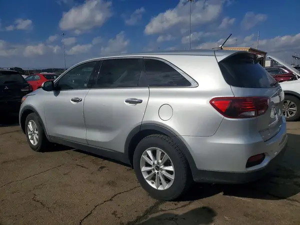 5XYPG4A50KG569925 2019 KIA SORENTO - Image 2