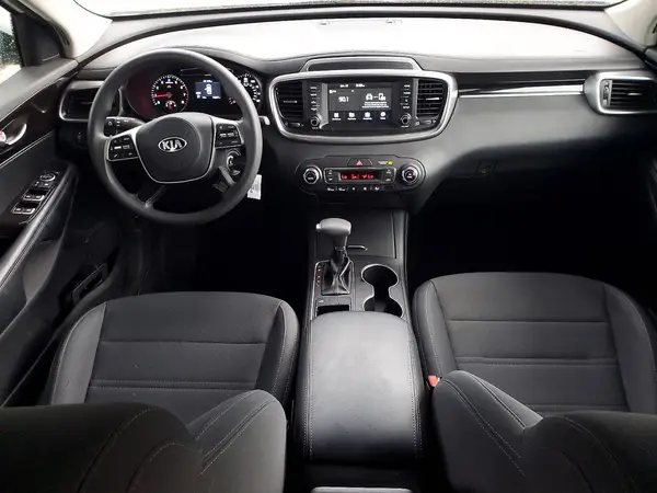 5XYPG4A50KG572534 2019 KIA SORENTO - Image 8