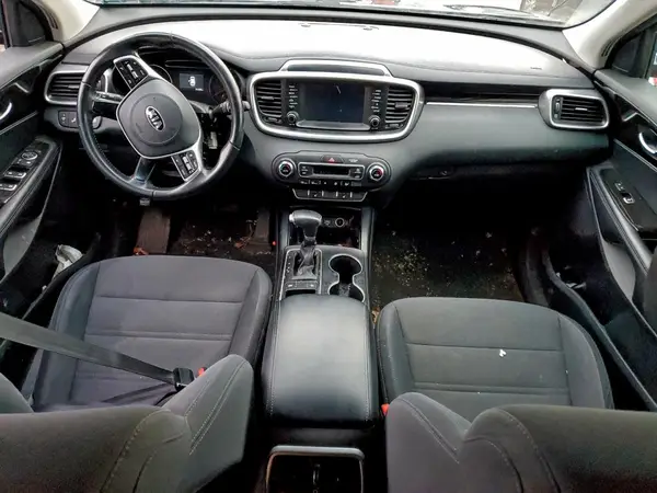 5XYPG4A50KG608786 2019 KIA SORENTO - Image 8