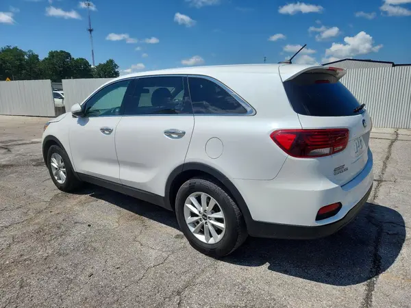 5XYPG4A50LG616422 2020 KIA SORENTO - Image 2