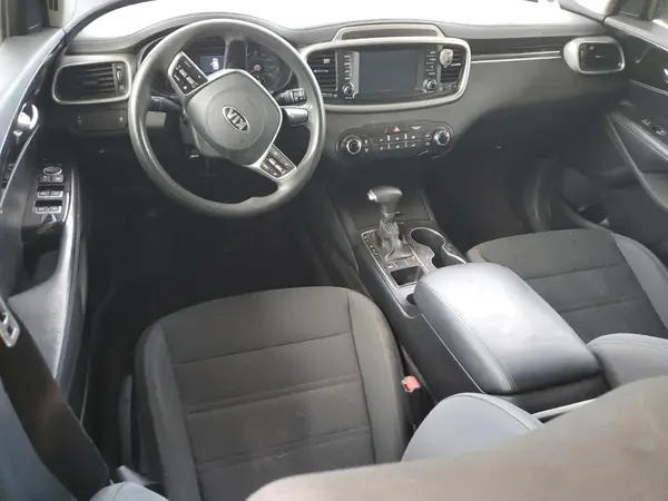 5XYPG4A50LG622575 2020 KIA SORENTO - Image 8
