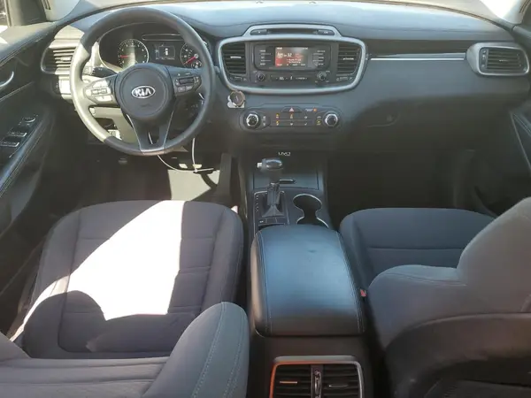5XYPG4A51GG002694 2016 KIA SORENTO - Image 8
