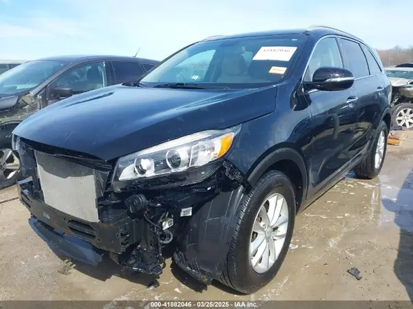 5XYPG4A51GG009399 2016 KIA SORENTO - Image 2