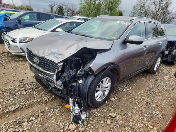 5XYPG4A51GG011718 2016 KIA SORENTO - Image 1
