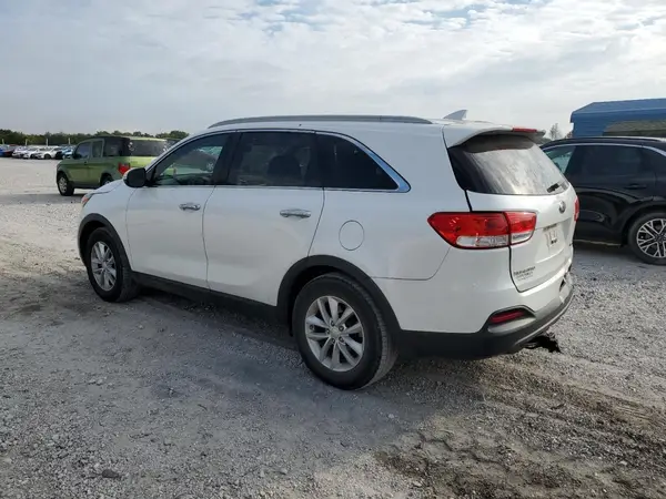 5XYPG4A51GG011749 2016 KIA SORENTO - Image 2