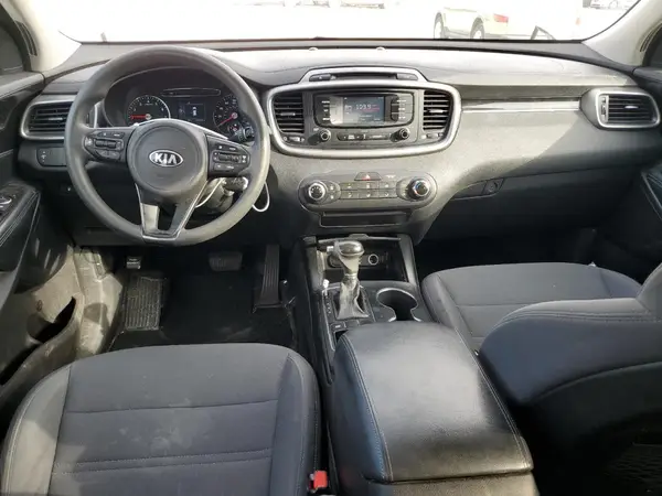 5XYPG4A51GG011749 2016 KIA SORENTO - Image 8