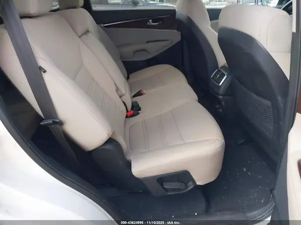 5XYPG4A51GG025893 2016 KIA SORENTO - Image 8