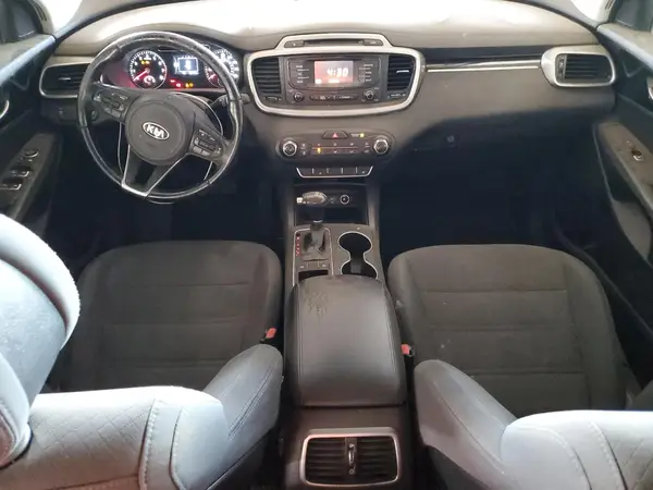 5XYPG4A51GG051880 2016 KIA SORENTO - Image 8