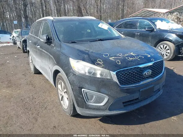 5XYPG4A51GG079324 2016 KIA SORENTO - Image 1