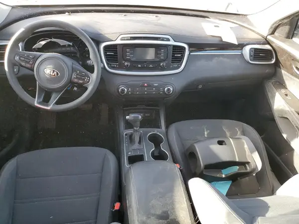 5XYPG4A51GG083809 2016 KIA SORENTO - Image 8