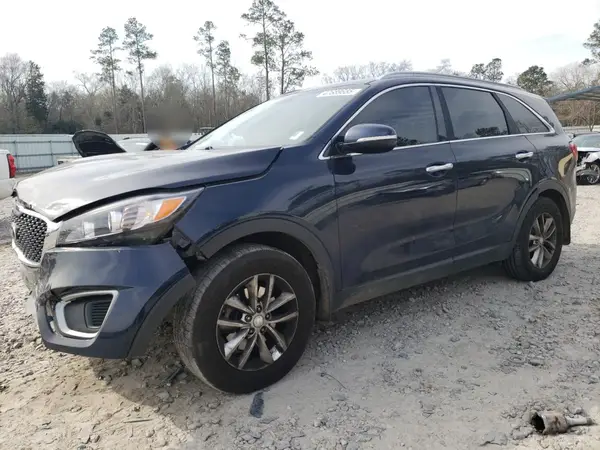5XYPG4A51GG094437 2016 KIA SORENTO - Image 1