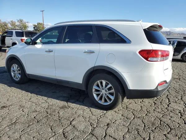 5XYPG4A51GG121779 2016 KIA SORENTO - Image 2