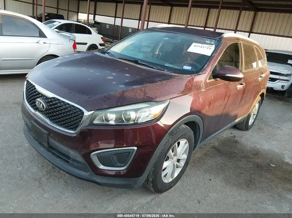 5XYPG4A51GG122589 2016 KIA SORENTO - Image 2