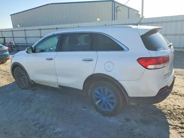 5XYPG4A51GG142213 2016 KIA SORENTO - Image 2