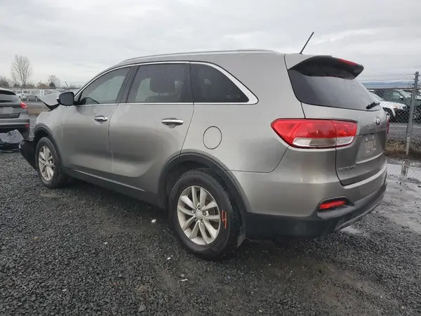 5XYPG4A51HG208387 2017 KIA SORENTO - Image 2