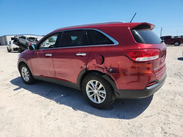 5XYPG4A51HG210625 2017 KIA SORENTO - Image 2