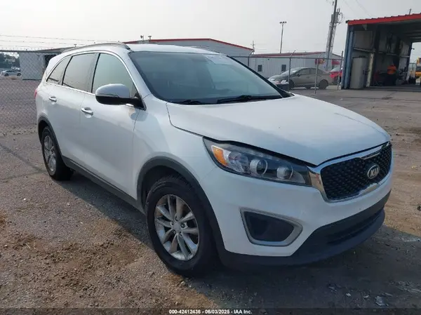 5XYPG4A51HG213122 2017 KIA SORENTO - Image 1