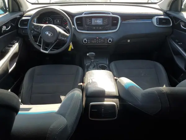 5XYPG4A51HG220099 2017 KIA SORENTO - Image 8