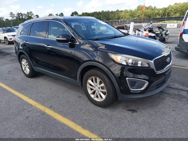 5XYPG4A51HG226470 2017 KIA SORENTO - Image 1