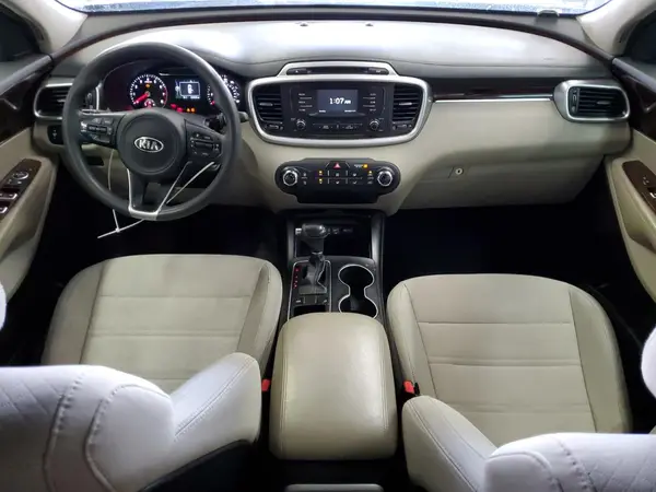 5XYPG4A51HG234293 2017 KIA SORENTO - Image 8