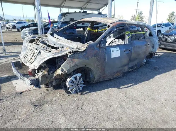 5XYPG4A51HG239039 2017 KIA SORENTO - Image 2