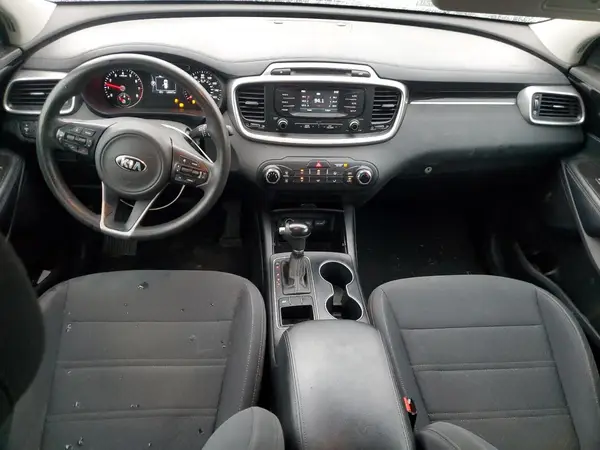 5XYPG4A51HG250638 2017 KIA SORENTO - Image 8