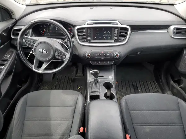 5XYPG4A51HG278343 2017 KIA SORENTO - Image 8