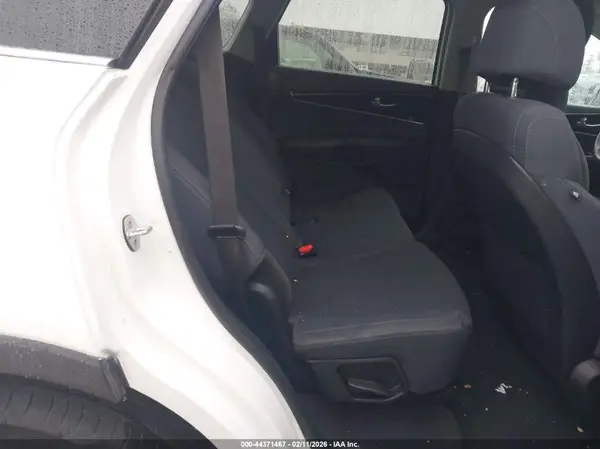 5XYPG4A51HG283462 2017 KIA SORENTO - Image 8
