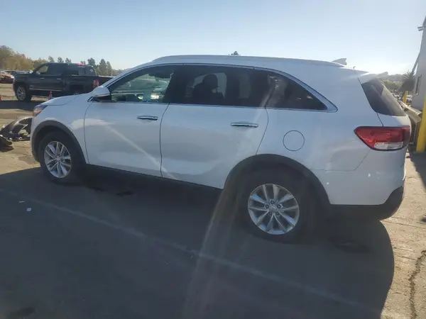 5XYPG4A51HG297460 2017 KIA SORENTO - Image 2