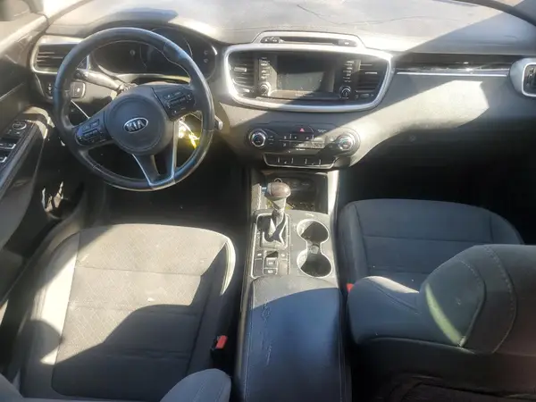 5XYPG4A51HG297460 2017 KIA SORENTO - Image 8