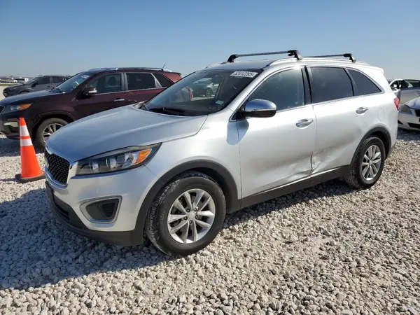 5XYPG4A51JG383969 2018 KIA SORENTO - Image 1