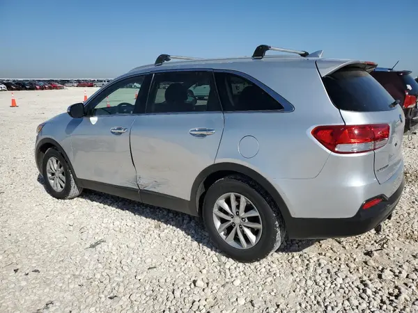 5XYPG4A51JG383969 2018 KIA SORENTO - Image 2