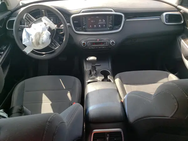 5XYPG4A51KG440298 2019 KIA SORENTO - Image 8