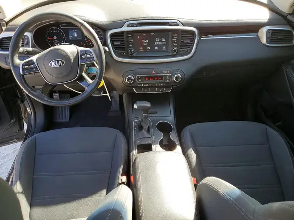 5XYPG4A51KG476220 2019 KIA SORENTO - Image 8