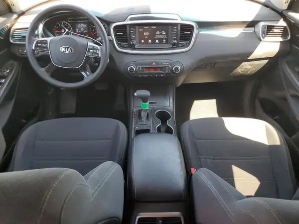 5XYPG4A51KG489047 2019 KIA SORENTO - Image 8